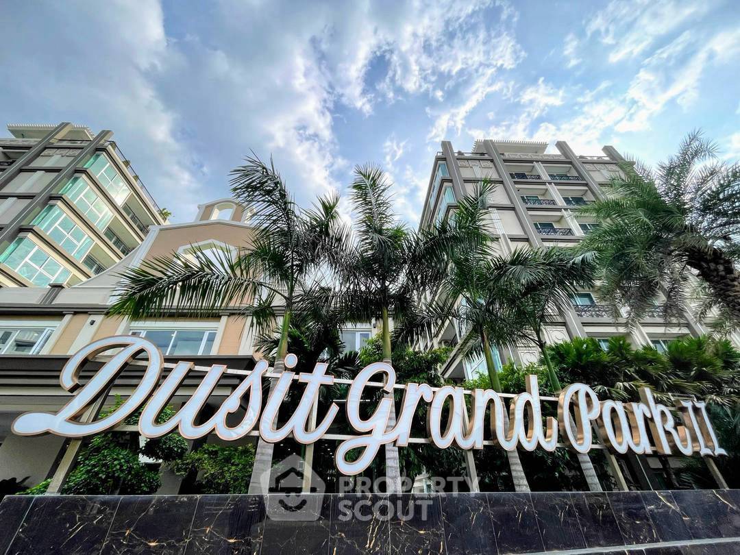 picture 1-BR Condo at Dusit Grand Park 2 close to Pattaya (ID 3317437) - 1/9