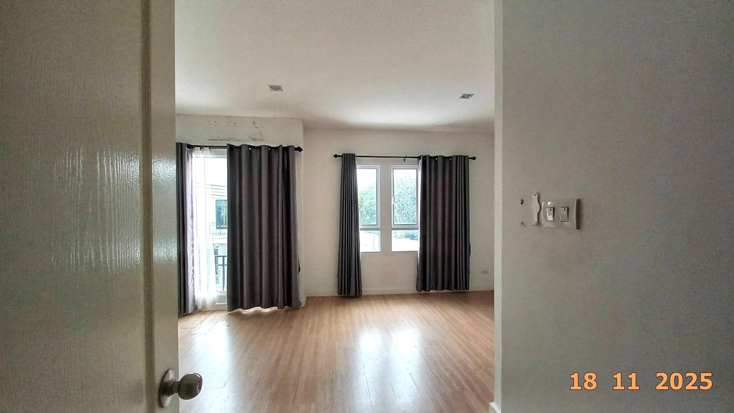 picture TOWN HOUSE 22 Sq.w. Si Racha Chonburi for 1.7M - 24/29