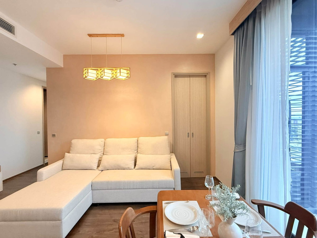 picture [FOR RENT] The Address Siam-Ratchathewi – High Fl. 40th+ Corner Unit (69 sqm) 2 Beds 2 Baths with Jacuzzi, Panoramic Views, 150m to BTS - 3/10