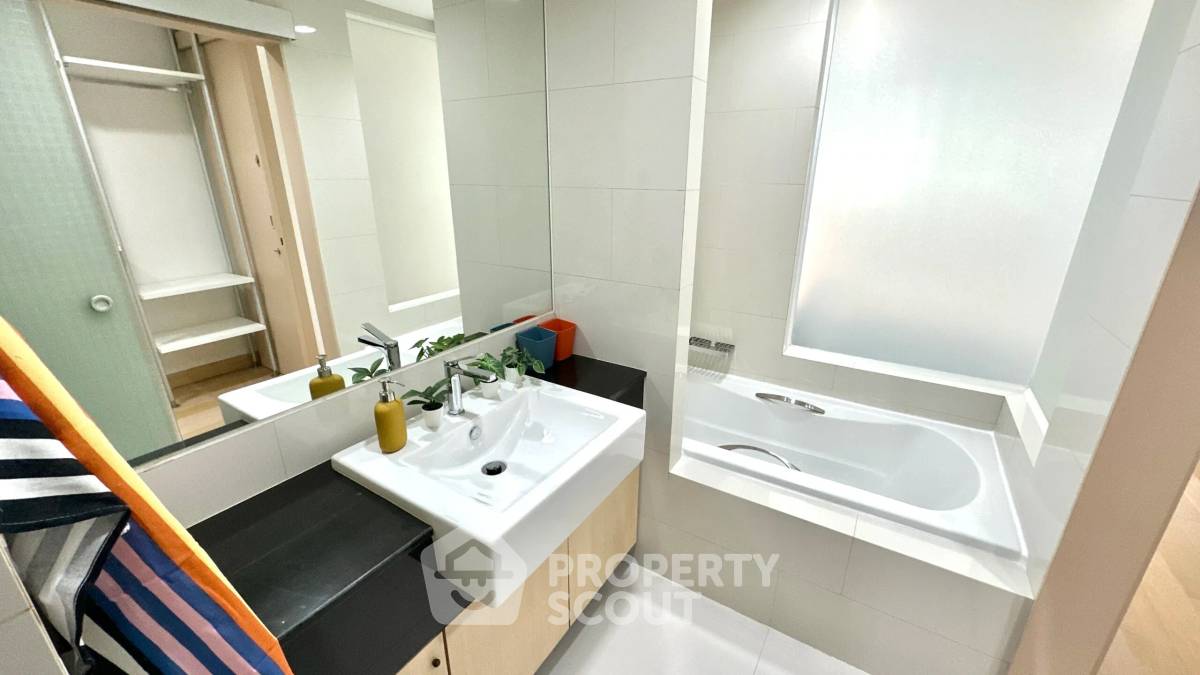 รูป คอนโด 1-ห้องนอน ที่ ไอดีโอ บลูโคฟ สาทร ใกล้ BTS วงเวียนใหญ่ (ID 3318738) - รูปที่ 11/12