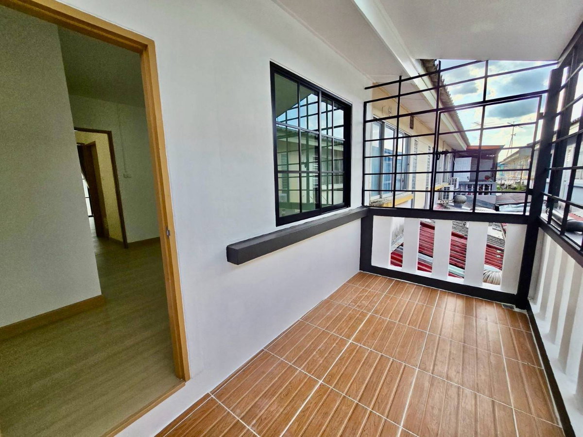 รูป ทาวน์เฮ้าส์ รีโนเวทใหม่ ทำเลดี ม.พูนสินธานี3 ซ.4 ถ.เคหะร่มเกล้า64  แขวงคลองสองต้นนุ่น เขตลาดกระบัง - รูปที่ 15/21