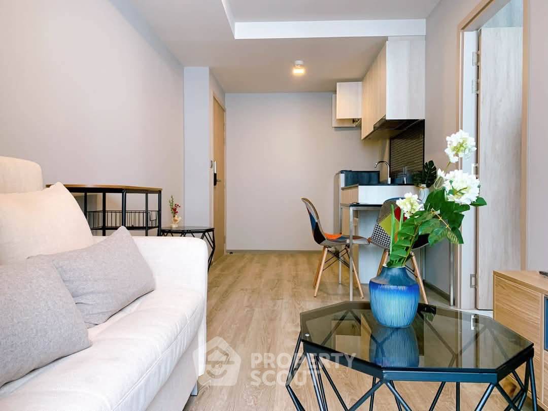picture 1-BR Condo At KnightsBridge Space Rama 9 Near MRT Phra Ram 9 (ID 3315695) - 5/8