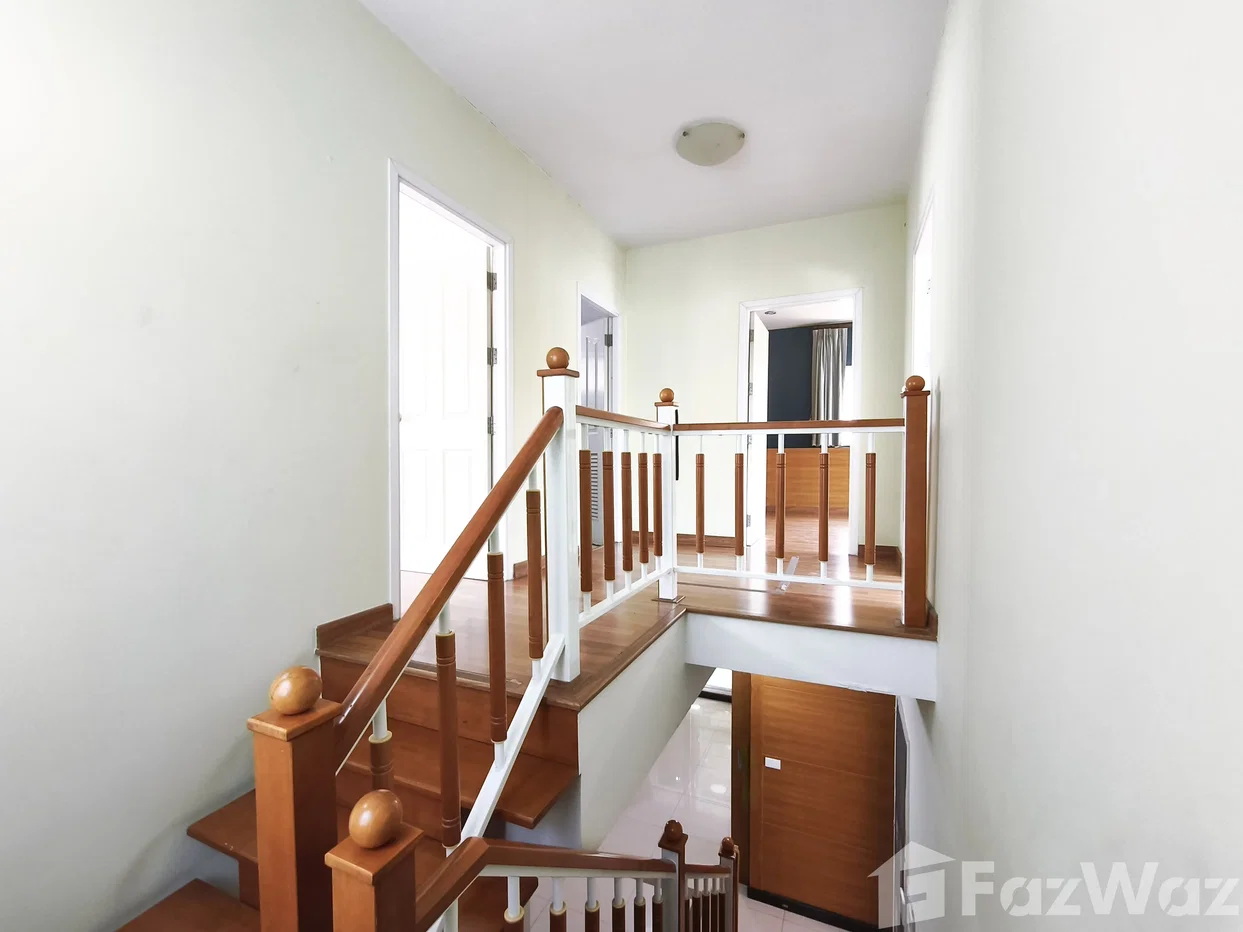 picture Passorn Prestige Onnut 6787994 - 17/57