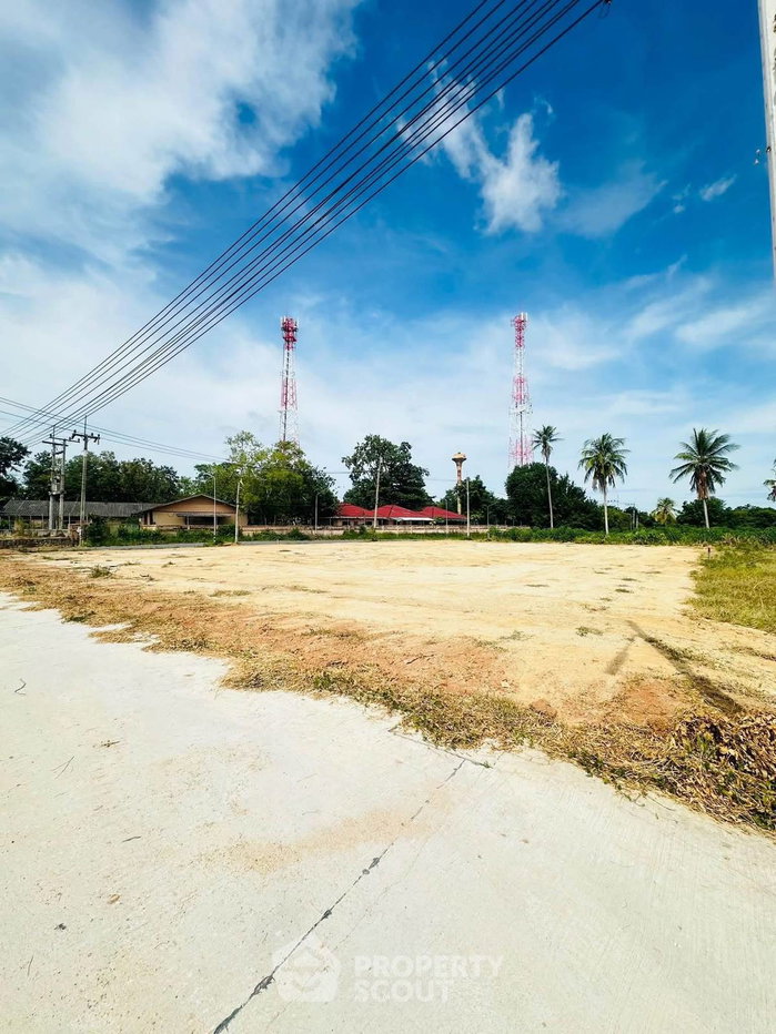 รูป ที่ดินขายใกล้อ่างเก็บน้ำมาบประชัน พง ชลบุรี (ID 3316082) - รูปที่ 3/9