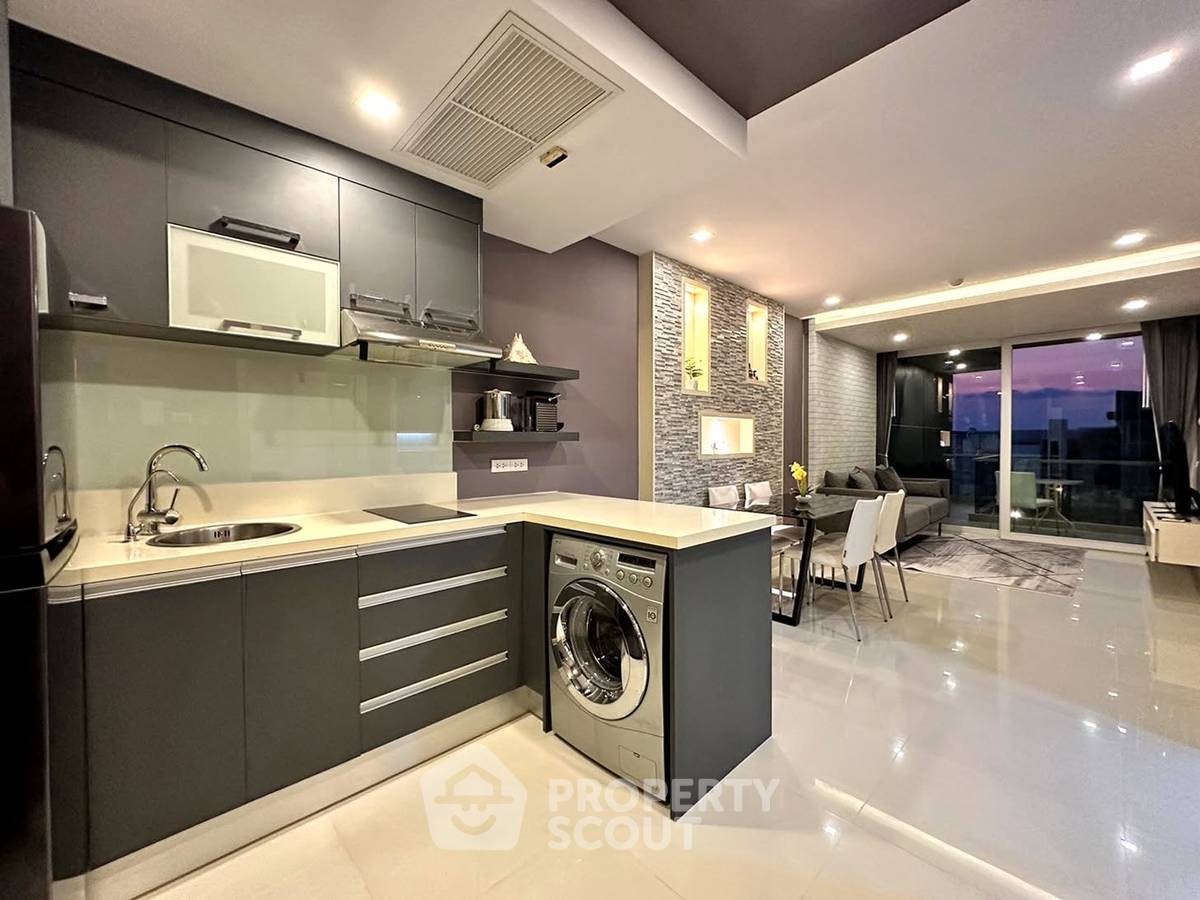 picture 2-BR Condo at Apus Condominiums close to Central Pattaya (ID 3318734) - 7/14