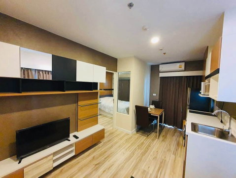 Plus Condo Sriracha, Chonburi for rent convenient location and easy access.