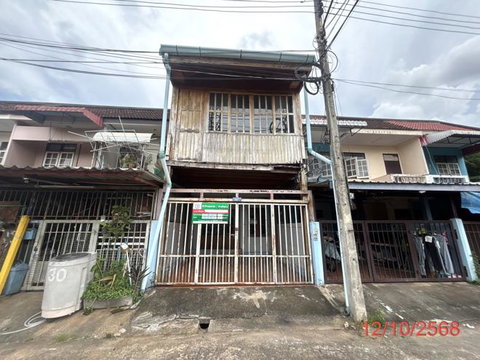 TOWN HOUSE 18.4 Sq.w. Muang Surat Thani Surat Thani for 1.1M