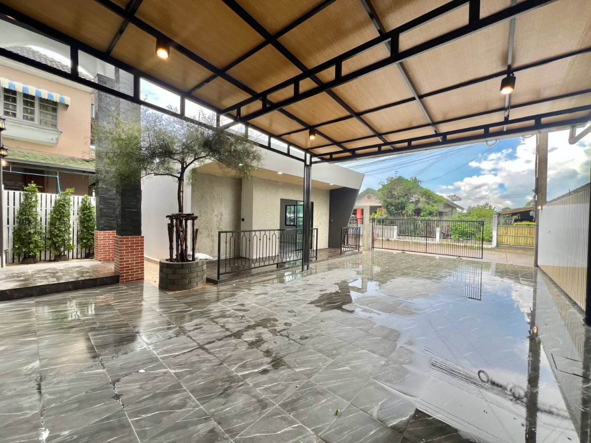 รูป บ้านหลังใหญ่ รีโนเวทใหม่ ทำเลดี กว้างขวาง ราคาถูก ตกแต่งอย่างดี หมู่บ้าน ทรัพย์ไพศาล 107/122 ซอยเลียบวารี59 แขวงโคกแฝด เขตหนองจอก - รูปที่ 5/21