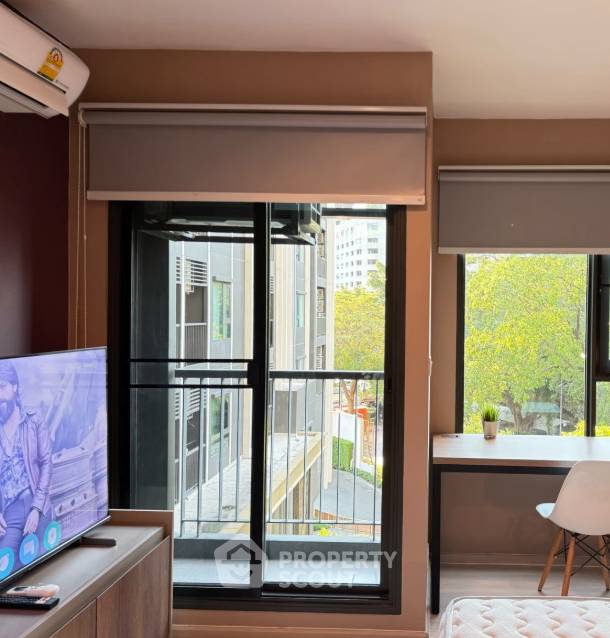 picture Studio Condo at Life One Wireless near BTS Phloen Chit (ID 3305634) - 3/5