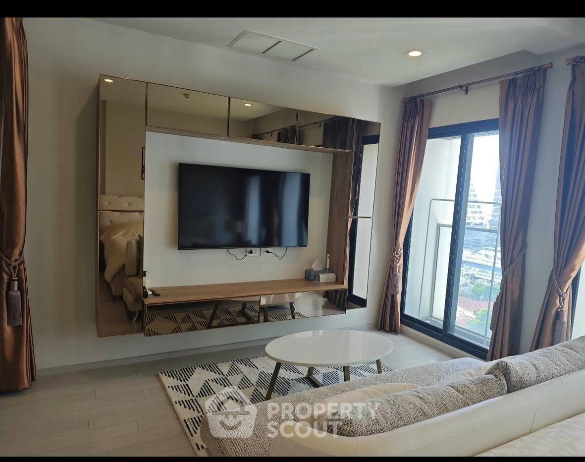 รูป คอนโด 1 ห้องนอน ใกล้ BTS เพลินจิต 100 ม. Noble Ploenchit (ID 3315969) - รูปที่ 4/6