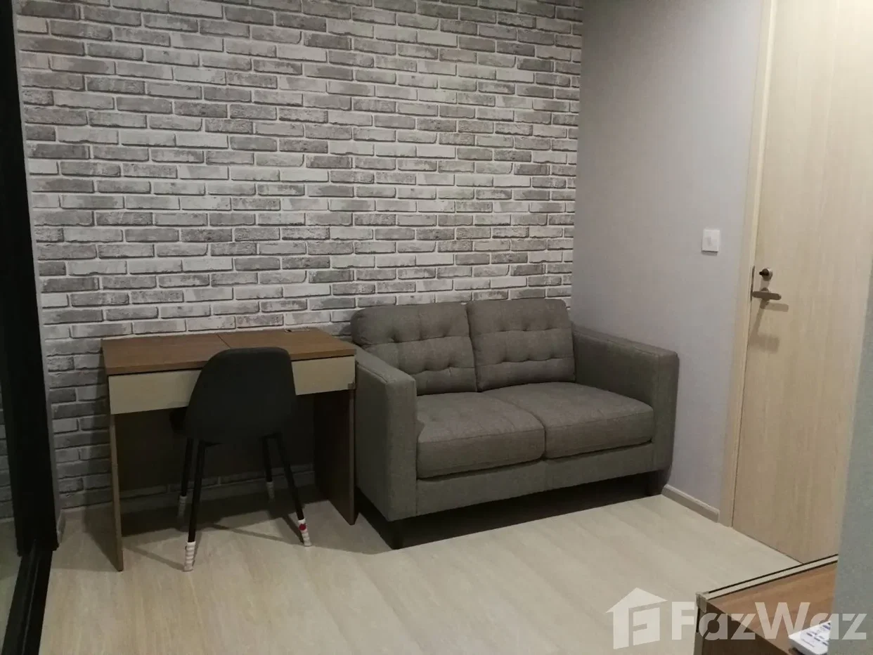 picture Life Asoke 6776148 - 5/6