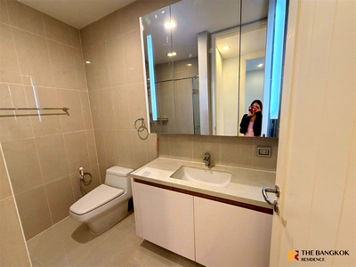 Condos for sale : Q Langsuan near BTS Ratchadamri Luxury Unit, Ready for You Without the Wait