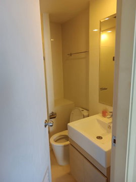 ZZZ0272 | 1Bed | 1Bath | BTS Ekkamai | 34sqm | THB 15,000/mo | Fl.4 — Metro Luxe Rama 4 Bangkok
