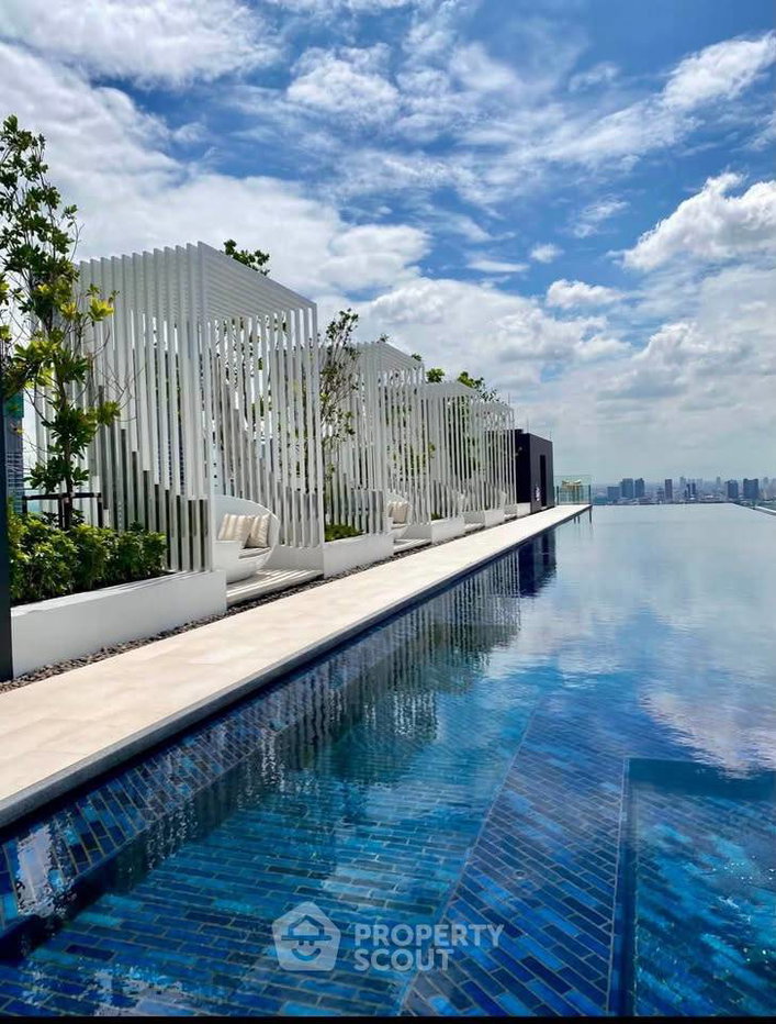 picture Great Value 1-BR At Life Asoke - Rama 9, 300m To MRT Phra Ram 9 (ID 3160714) - 14/16