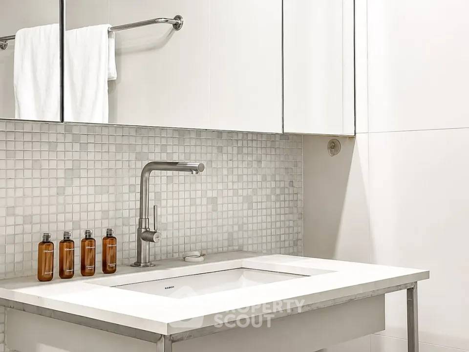 picture 1-BR Condo At 49 Plus Near BTS Phrom Phong (ID 3318488) - 11/15