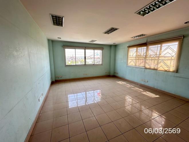 picture SHOP HOUSE 99 Sq.w. Bang Plee Samut Prakarn for 7.3M - 9/55