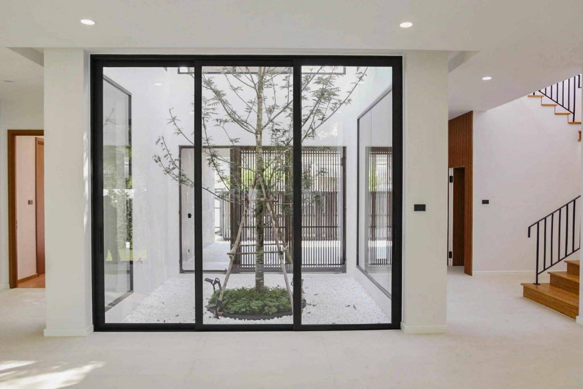 รูป 🏡🤩ขายบ้านเดี่ยว 112 ตร.ว หมู่บ้านเทพธานี เฉลิมพระเกียรติ ร.9 (บ้านสร้างใหม่ ออกแบบเฉพาะ โดดเด่น) - รูปที่ 2/18