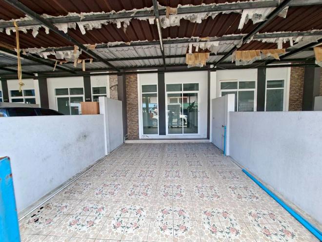picture TOWN HOUSE 19 Sq.w. Pluak Daeng Rayong for 986,000 - 4/17