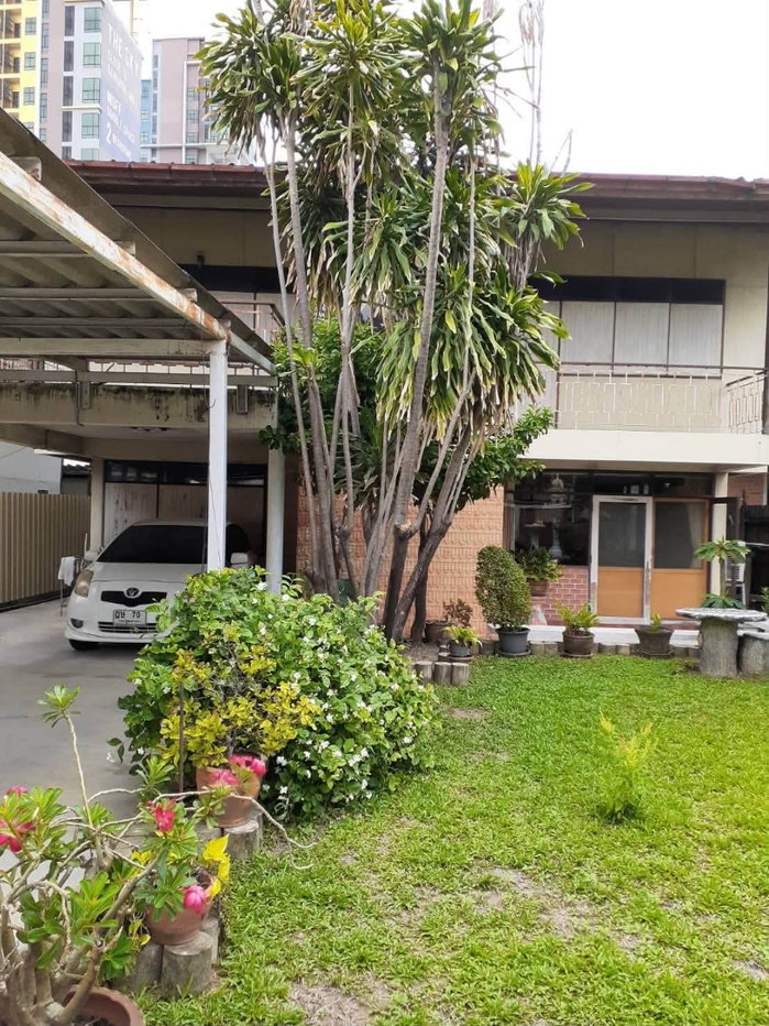 รูป ขายที่ดินสุขุมวิท ที่ดินพร้อมบ้านเดี่ยว 202 ตร.ว ใกล้รถไฟฟ้า BTS อุดมสุข เข้าจากถนนสุขุมวิท 280 ม. ใกล้สี่แยกบางนา ทางด่วน ไบเทค เซ็นทรัลบางนา - รูปที่ 4/6