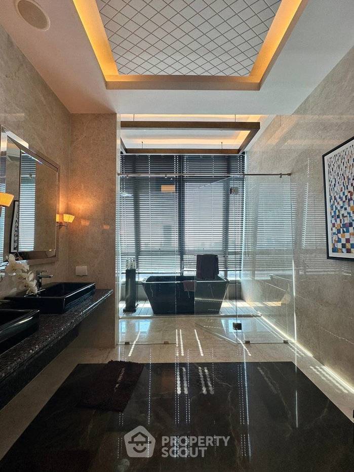 picture 3-BR Condo at Hyde Sukhumvit 13 Condominium near BTS Nana (ID 2435016) - 11/12