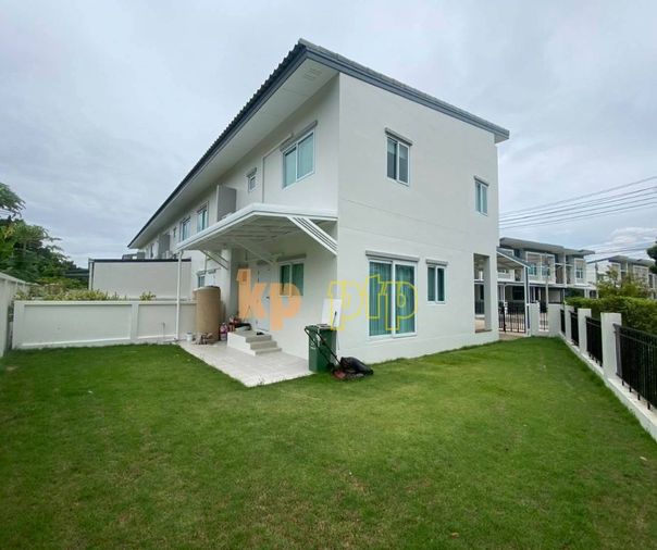 ให้เช่าทาวน์โฮม 3 ห้องนอน 220 ตร.ม. 25 ตร.ว. รสา ลักซ์วิลล์ พหลโยธิน 73