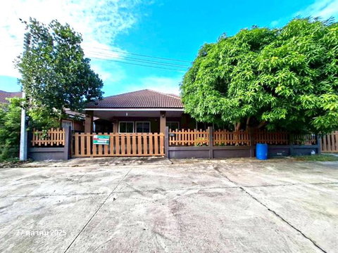 HOME 64 Sq.w. Pran Buri Prachaubkirikhan for 1.5M