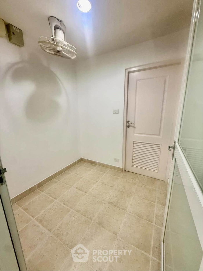 picture 3-BR 140 Sqm At Baan Siri Ruedee Near BTS Phloen Chit (ID 3318873) - 22/23