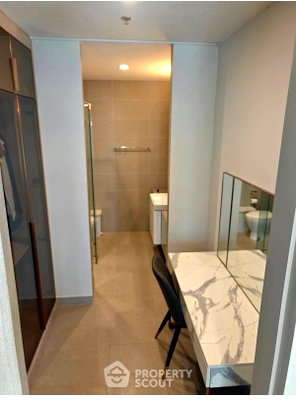 Condos for sale : 1-BR Condo at Noble Ploenchit near BTS Phloen Chit (ID 3315969)