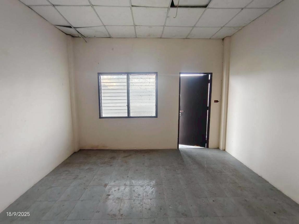 picture TOWN HOUSE 40 Sq.w. Chum Phae Khon Kaen for 706,000 - 41/49