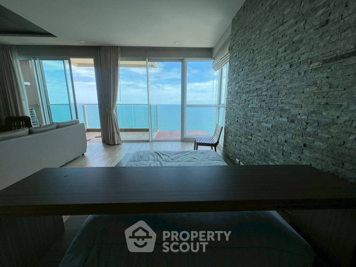 picture 3-BR Condo at Cetus Beachfront close to Jomtien Beach (ID 3319517) - 10/10