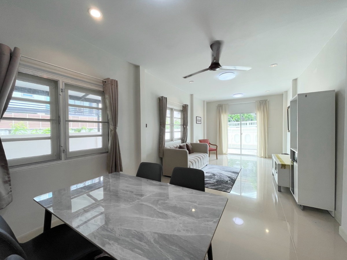 รูป ให้เช่า บ้านเดี่ยว หมู่บ้านอุทยานทอง แจ้งวัฒนะ–ปากเกร็ด 19 | 200 ตร.ม. | 4 ห้องนอน + ห้องอเนกประสงค์ | จดทะเบียนบริษัทได้ - รูปที่ 6/30
