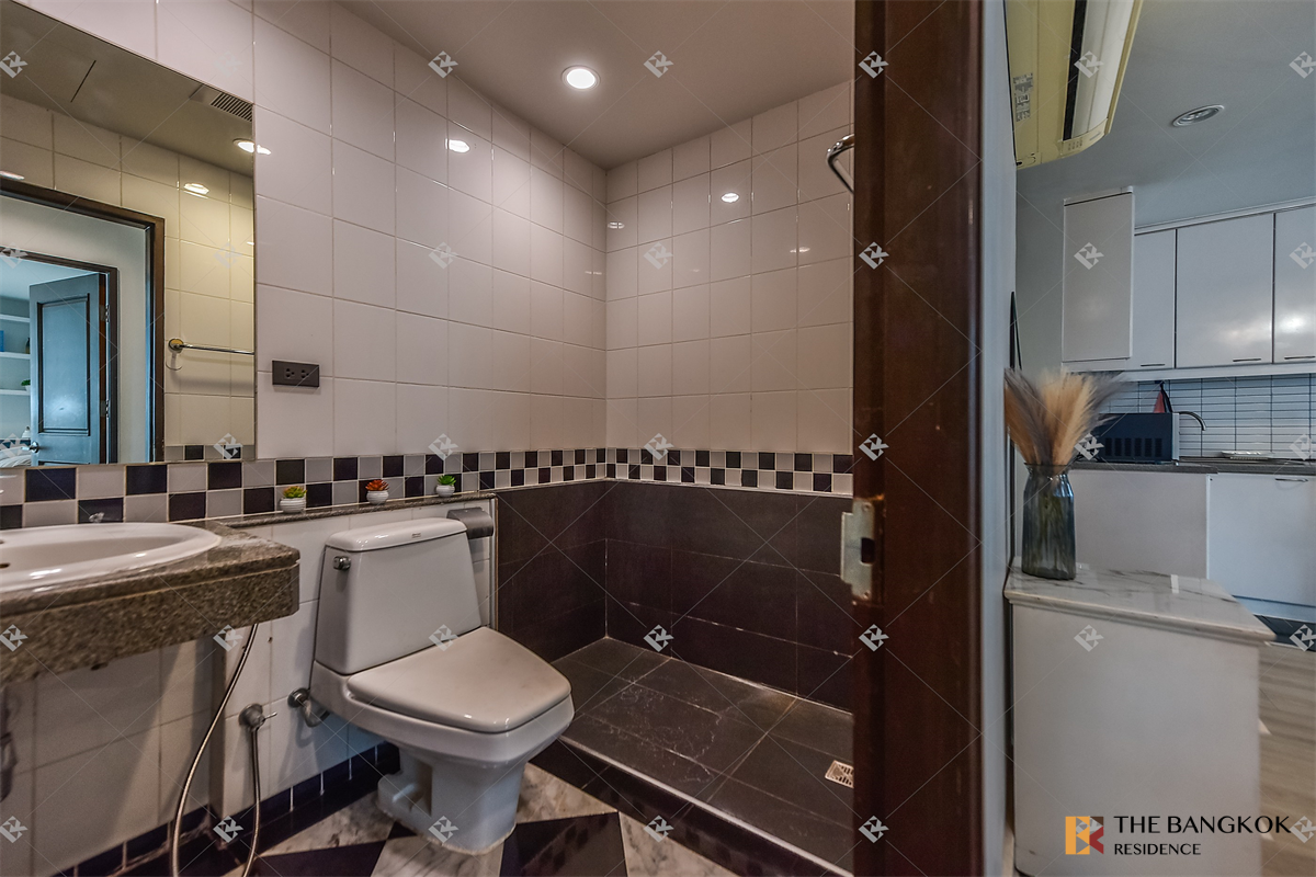 picture Baan Pathumwan High-potential Location, Not as Expensive as You Think near BTS Phaya Thai - 7/10