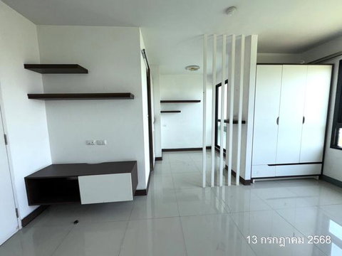 CONDO 22.37 Sq.m. Bang Sao Thong Samut Prakarn for 723,000
