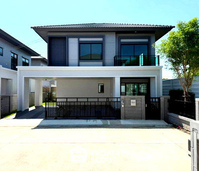 Houses for sale Samut Prakarn : 4-BR House in Sisa Chorakhe Yai (ID 3317329)