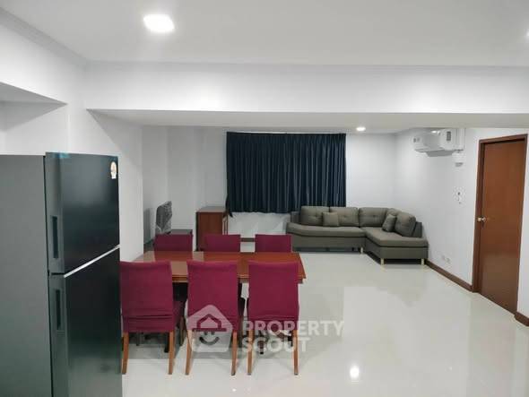picture 2-BR Condo at Omni Tower near BTS Nana (ID 3318580) - 1/12