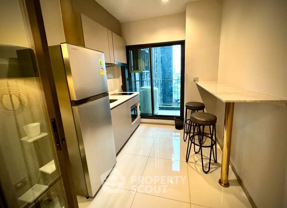 picture Great Value 1-BR At Life Asoke - Rama 9, 300m To MRT Phra Ram 9 (ID 3160714) - 10/16