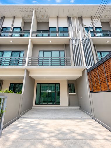 5-bed townhouse for sale, 139 sqm, 18.5 sq wah, J Grand Sathorn - Kalapapruek