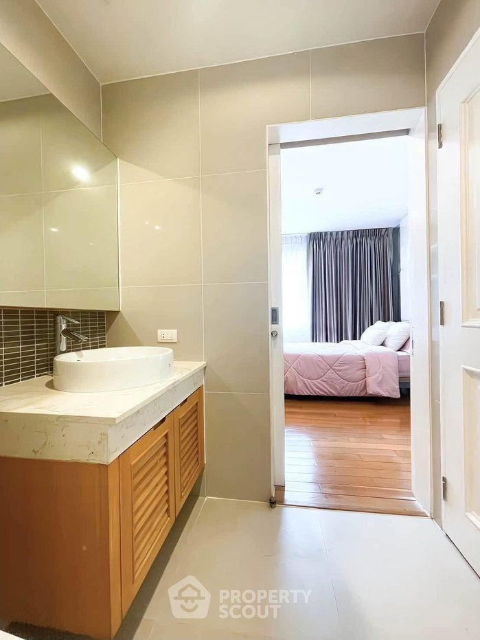picture 2-BR Condo at The Rise Sukhumvit 39 near BTS Phrom Phong (ID 3318573) - 21/25