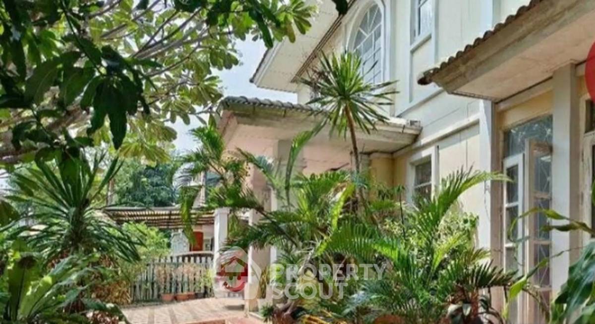 picture Spacious 3-BR 234 Sqm House At Golden Land, Bang Kapi (ID 3316780) - 6/7