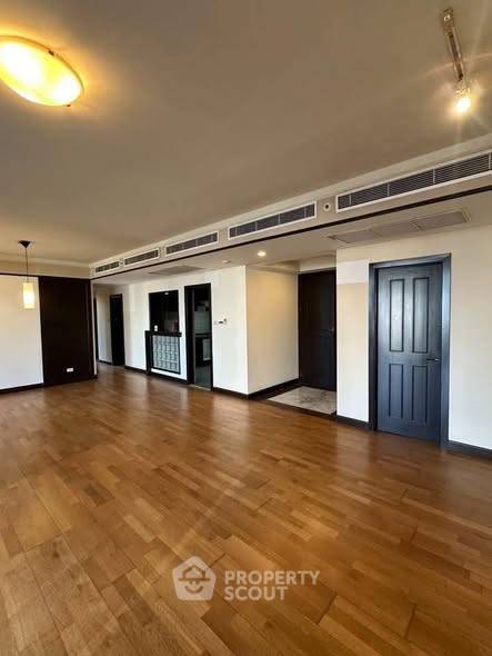 รูป คอนโด 3-ห้องนอน ที่ ออลซีซั่น แมนชั่น คอนโดมิเนียม ใกล้ BTS เพลินจิต (ID 3317784) - รูปที่ 4/9