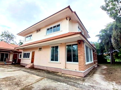 Houses for sale Muang Lampang Lamphang : HOME 555 Sq.w. Muang Lampang Lamphang for 6.9M