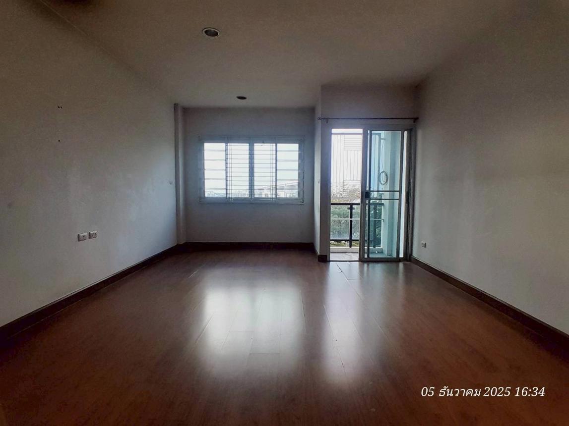 picture SHOP HOUSE 22 Sq.w. Min Buri Bangkok for 7.2M - 33/41