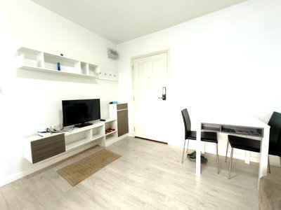 Condos for rent 700 Year Sports Arena Chiang Mai : Dcondo Sign Central festival 4th floor for rent