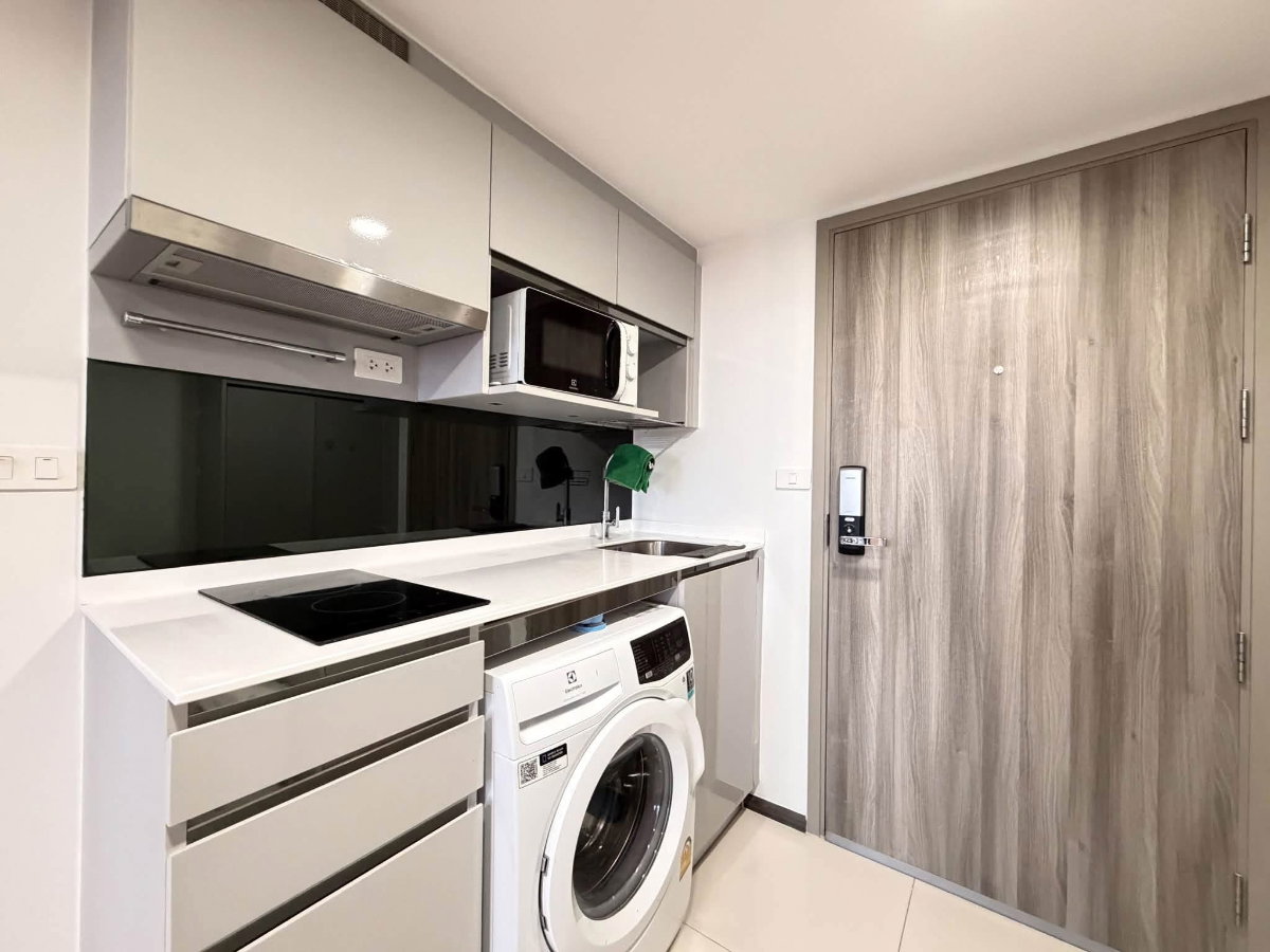 รูป 🔥ให้เช่า🔥 KnightsBridge Space Ratchayothin คอนโด Duplex 2 ชั้น ติด BTS พหลโยธิน 24 ห้องกว้าง กระจกกั้นห้องนอน พร้อมอยู่✅ Line : @livingperfect - รูปที่ 7/9
