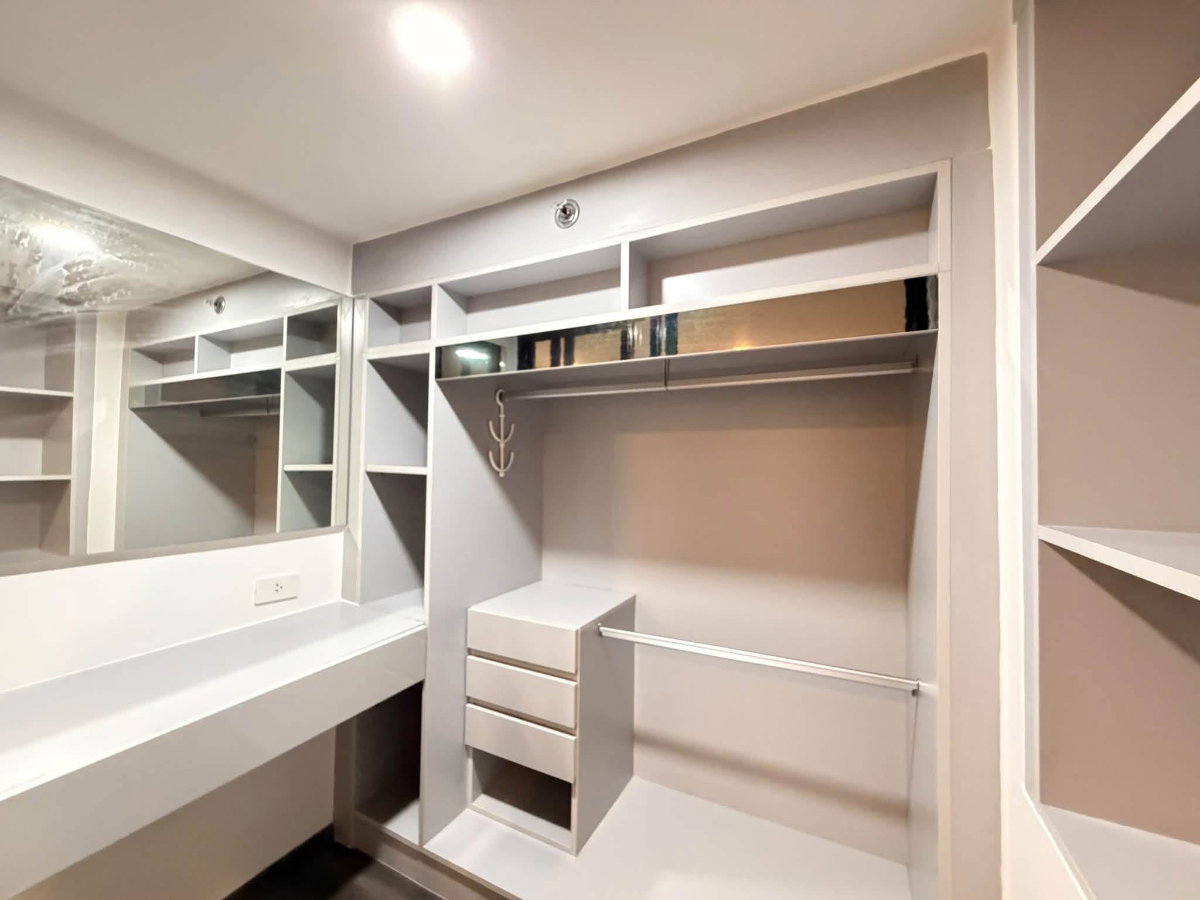 รูป 🔥ให้เช่า🔥 KnightsBridge Space Ratchayothin คอนโด Duplex 2 ชั้น ติด BTS พหลโยธิน 24 ห้องกว้าง กระจกกั้นห้องนอน พร้อมอยู่✅ Line : @livingperfect - รูปที่ 8/9
