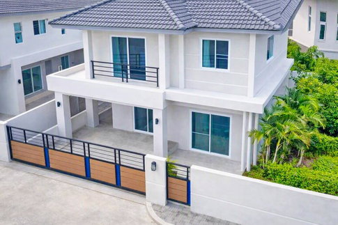 ABAC SiRacha NongYaiBu detached house 3bed 3bath ChakKho NongKham Located 400 m. from CJ More and 60