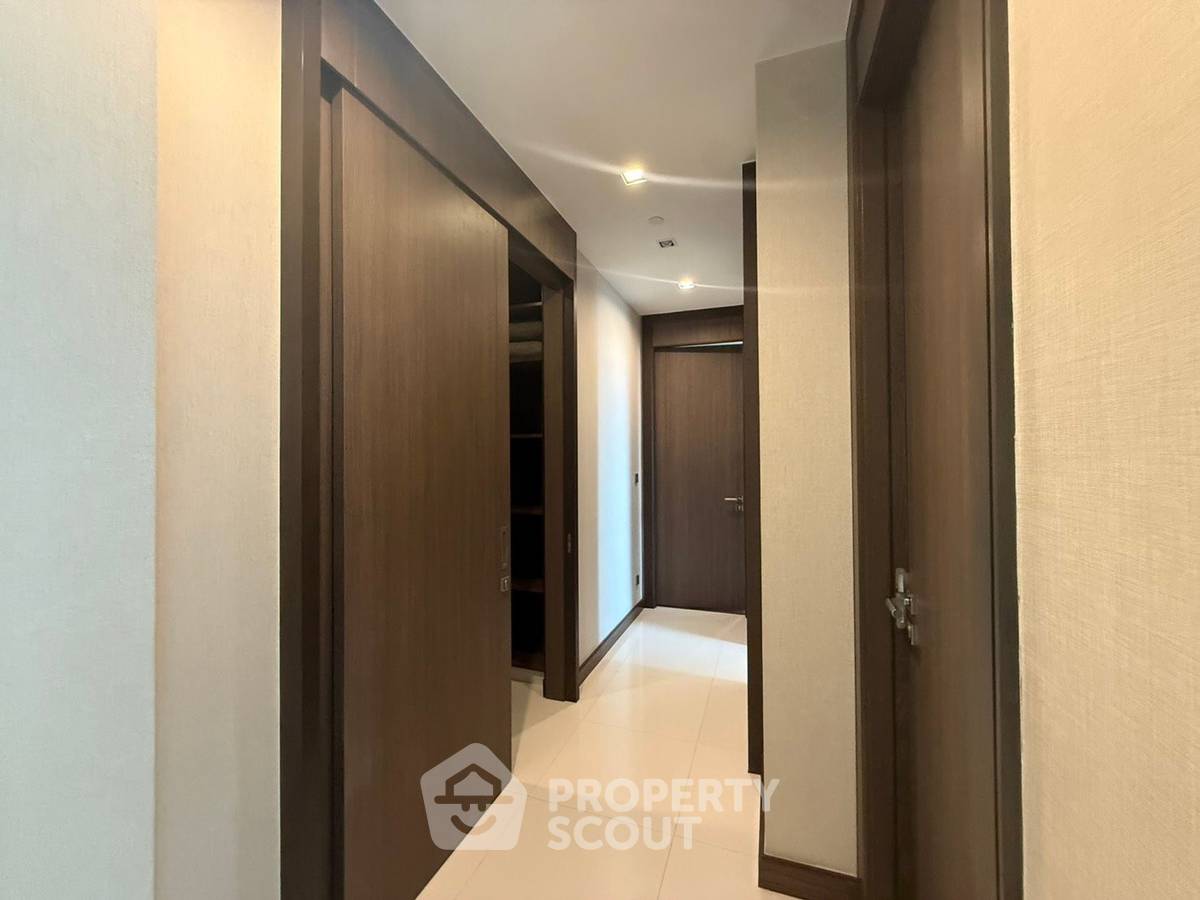 picture 2-BR Condo at Q1 Sukhumvit near BTS Nana (ID 2981055) - 11/24