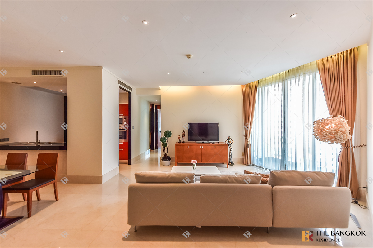 picture The Infinity near BTS Saint Louis Special deal, best price ever - 8/10