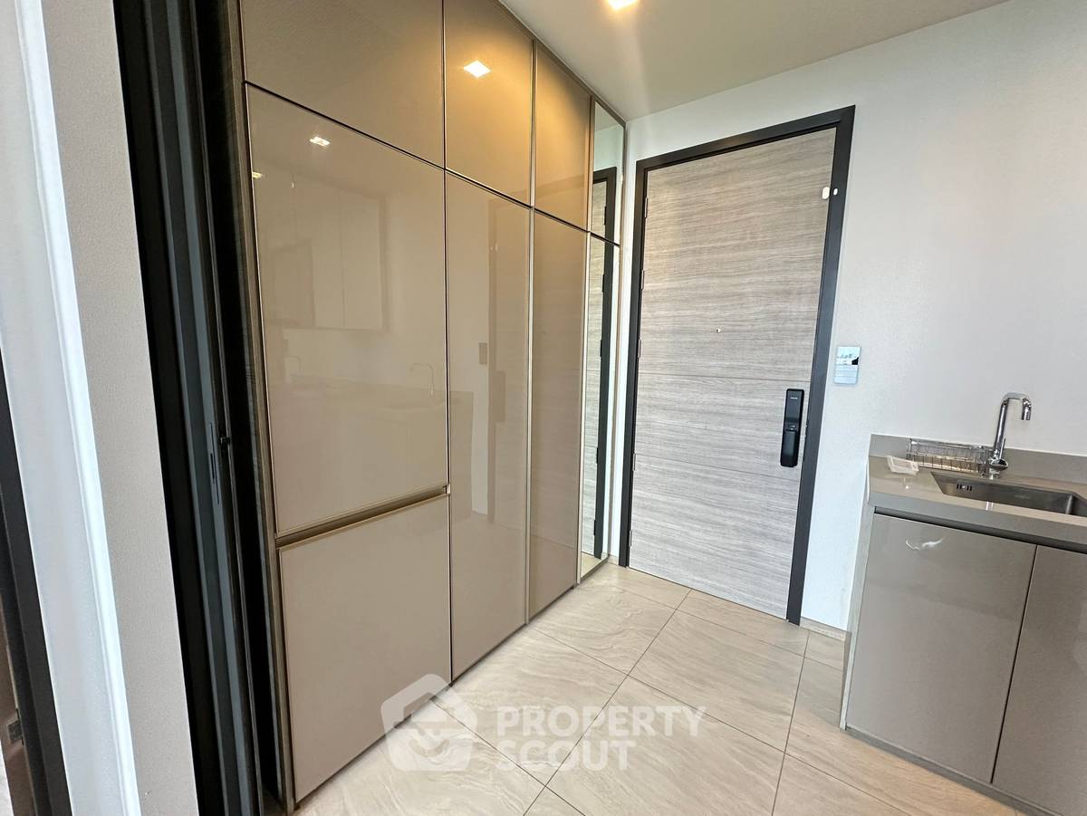 picture 1-BR Condo at The Crest Park Residences near MRT Phahon Yothin (ID 3187161) - 5/11
