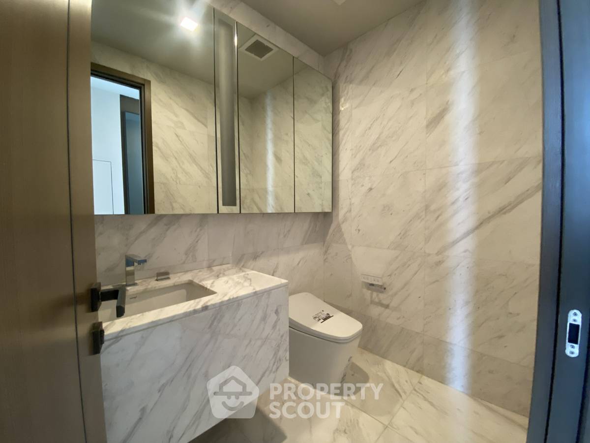 picture High-Floor 2-BR 125 Sqm For Rent At The Monument Thonglo (ID 820672) - 2/19